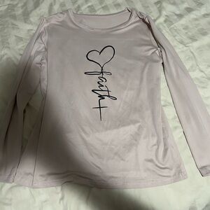 Women’s long sleeve tshirt